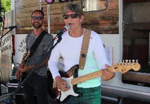 Mitreißende Live-Musik mit dem Duo Captain Morgan in Bad Krozingen